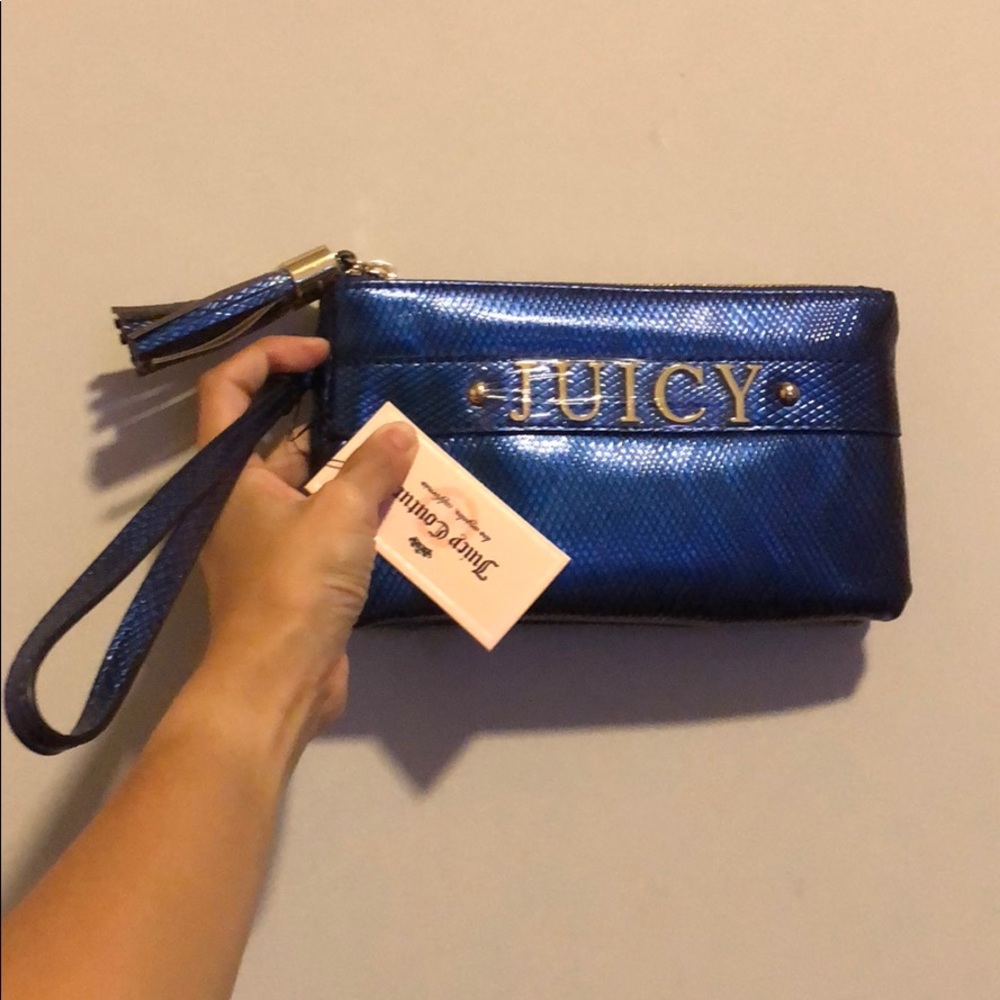 Wristlet